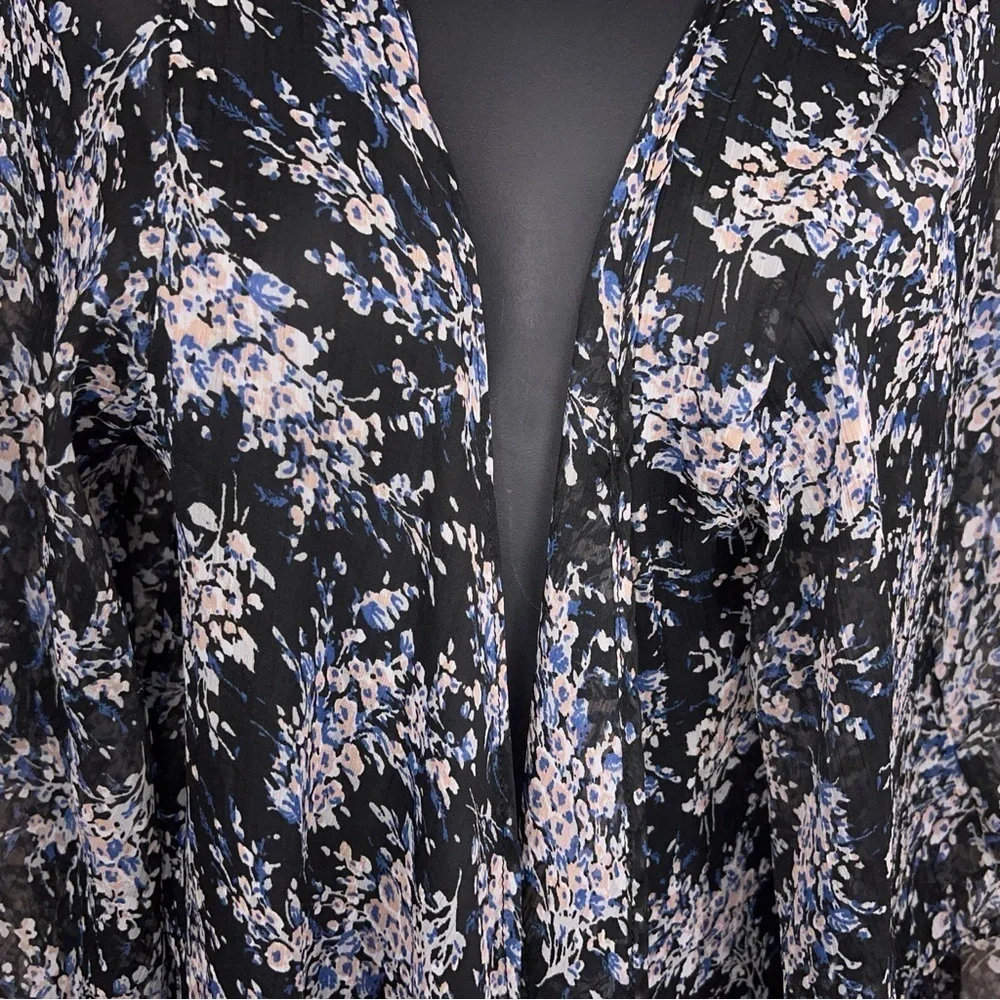 Lauren Conrad Sheer Shawl Floral Lightweight Open Front Short Sleeve